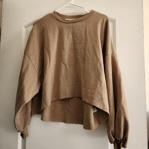 Cropped dark green sweater